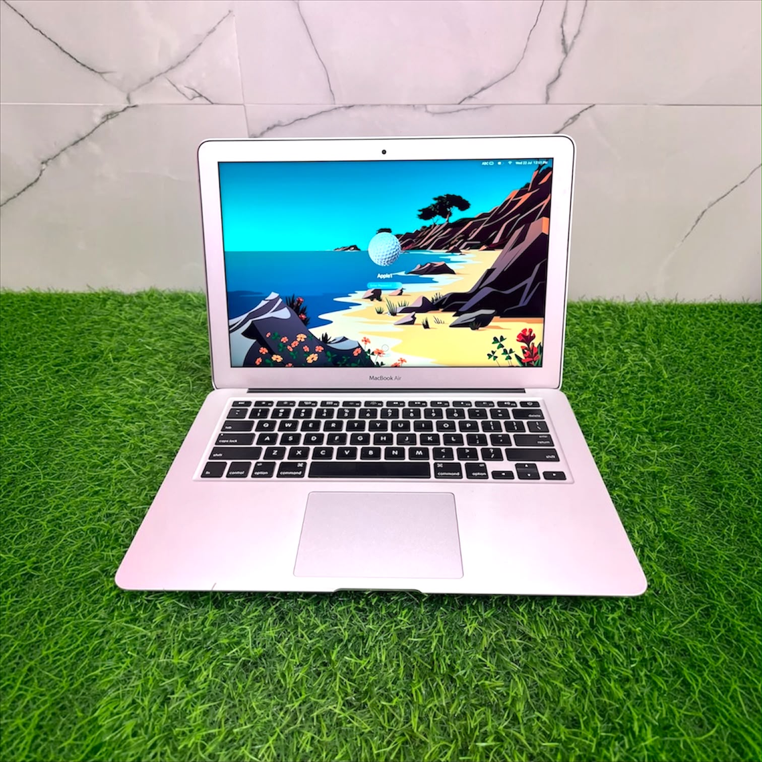 Apple MacBook Air A1466 i5 2017 - 8GB RAM/128GB SSD | Pre-Owned